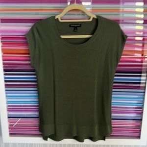 Army green cap sleeve nit tunic by Banana Republic, Size Small